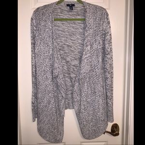 LAST CHANCE!! GAP black and white cotton sweater, M
